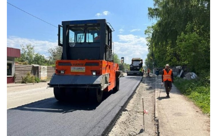 У межах селища міського типу Бабаї відновлюють дорогу