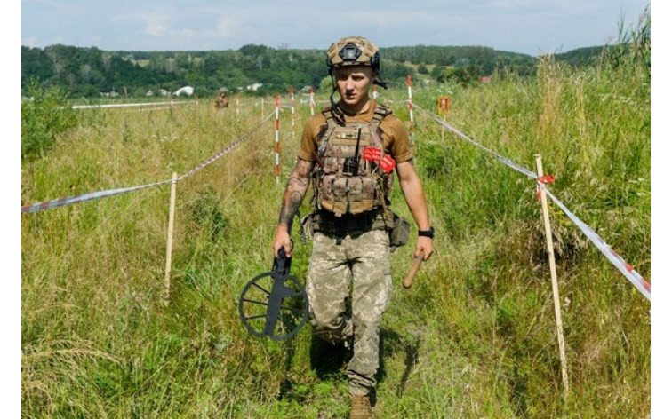 На Харківщині населений пункт повністю зачистили від вибухонебезпечних предметів